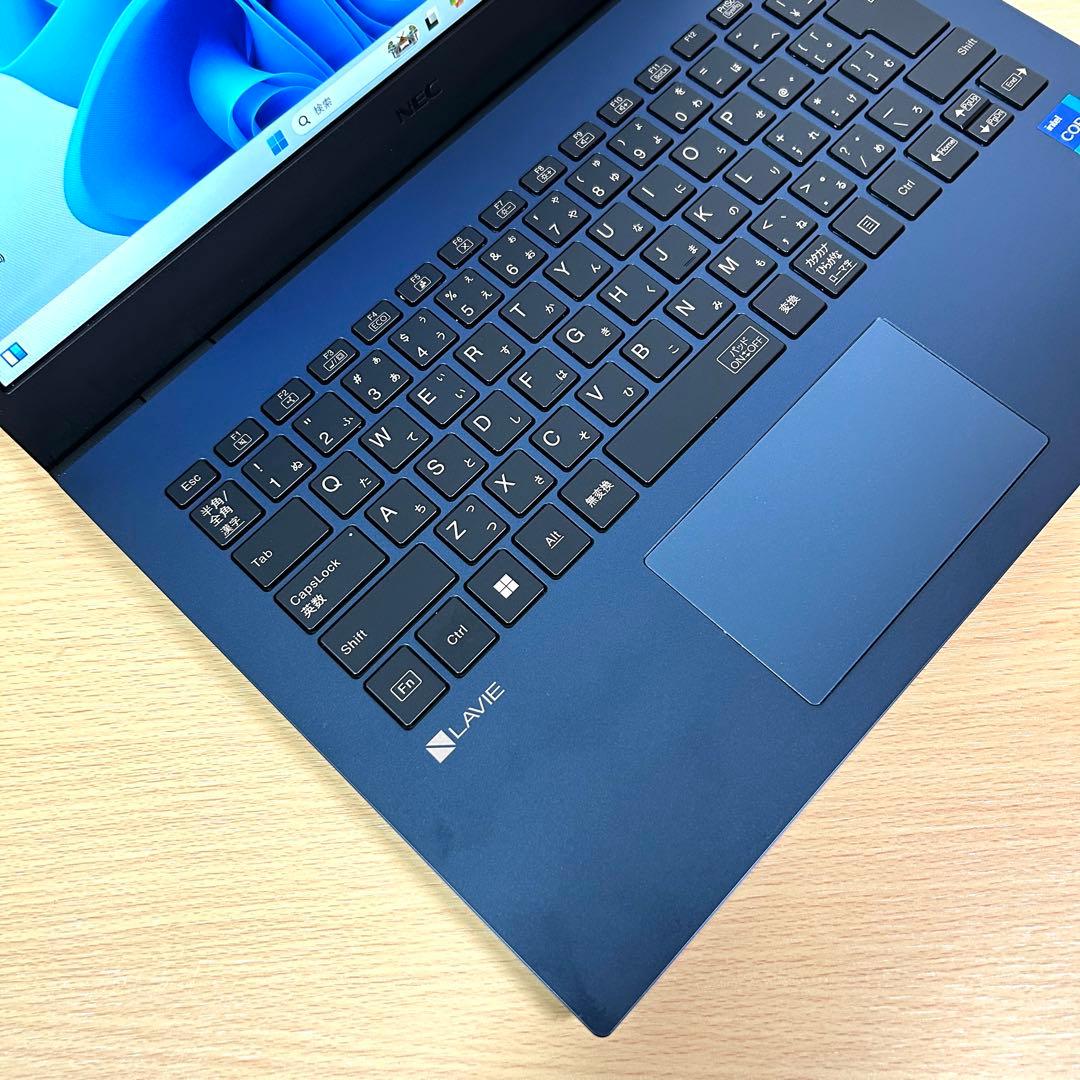 美品 NEC Lavie N1475/C PC-N1475CAL i7 14型