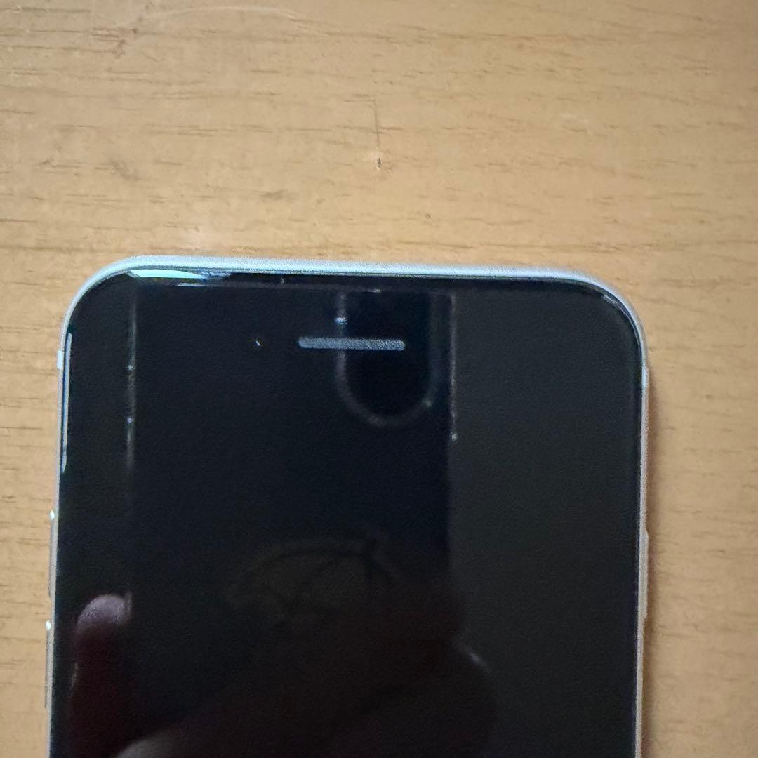 【ジャンク品】iPhone SE(第３世代) 128GB スターライト 本体