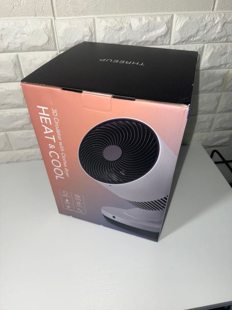 新品 【未開封】Three-up ヒート&クール HC-KR2306WH