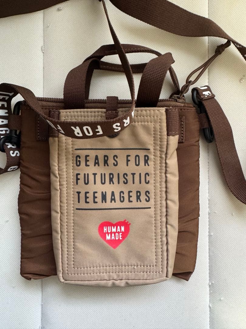バッグ HUMAN MADE MINI HELMET BAG BROWN