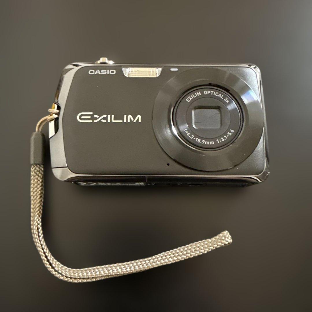 【美品】CASIO 薄型デジカメ「EXILIM ZOOM EX-Z330」