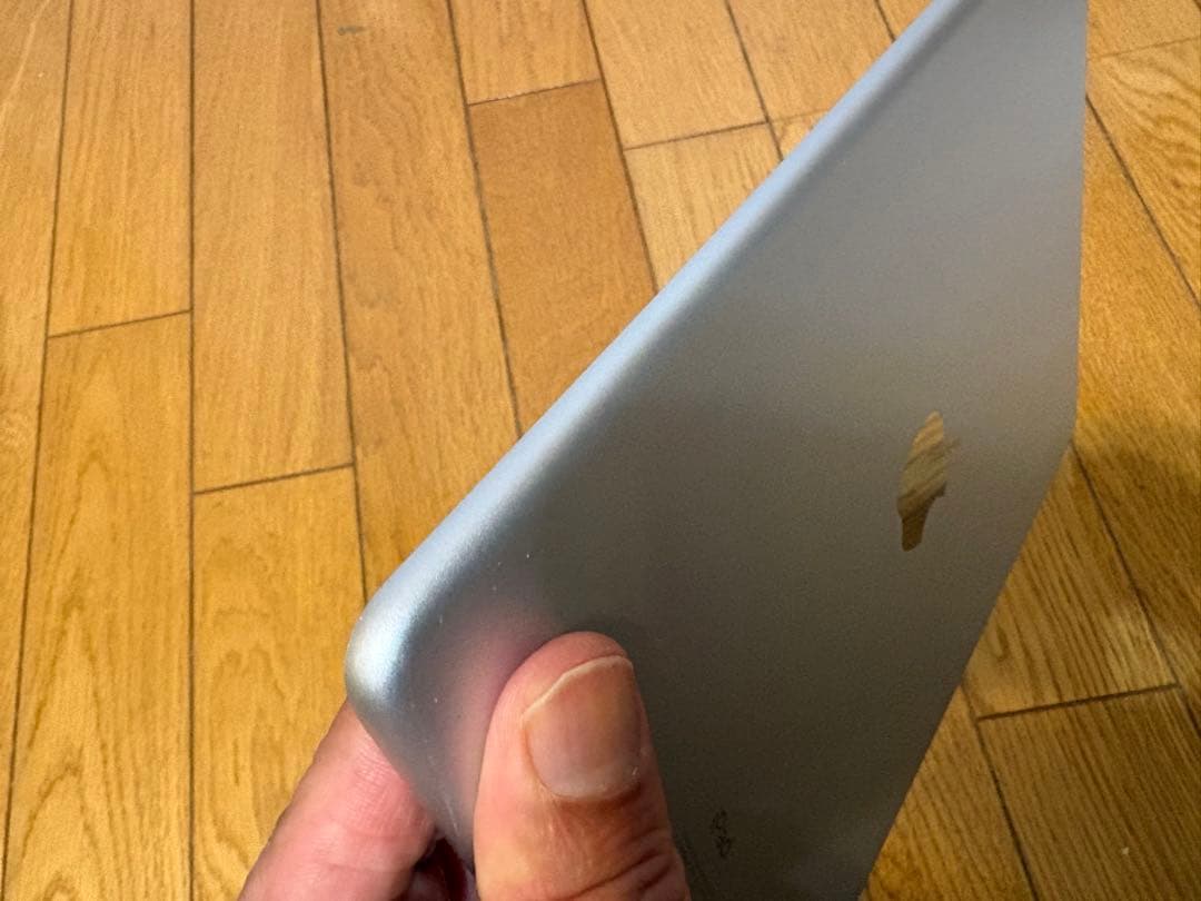 【美品】iPad Air 第3世代 64GB Wi-Fiモデル シルバー