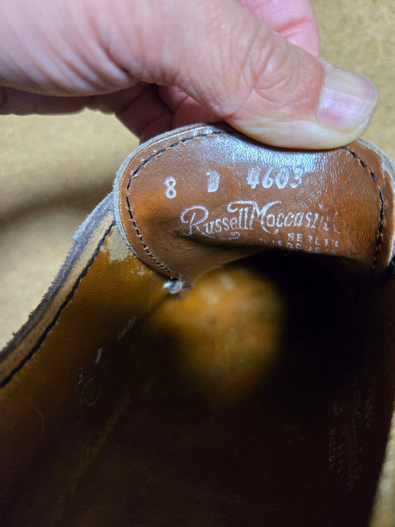 Russell Moccasin　トリプルヴァンプ　スエード