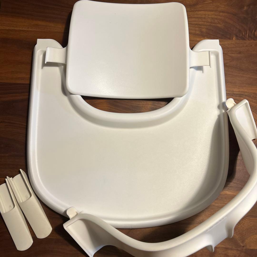 ストッケトリップトラップベビーセット＋テーブルトレイ＋延長グライダー