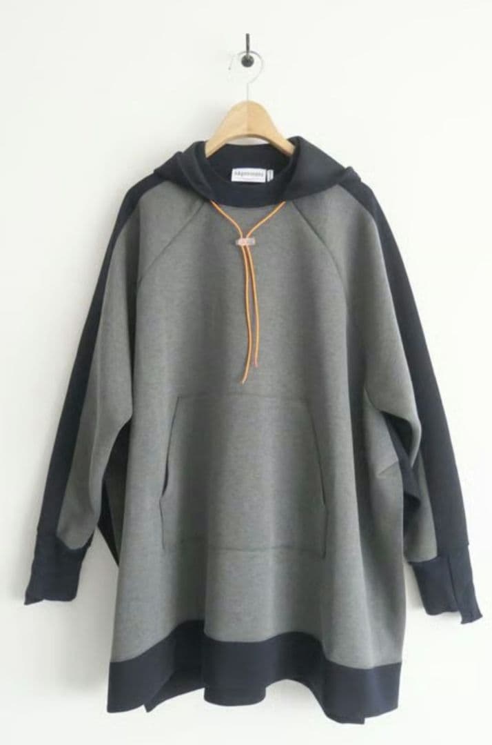 ナゴンスタンス ダンボールフレアフードプルオーバー