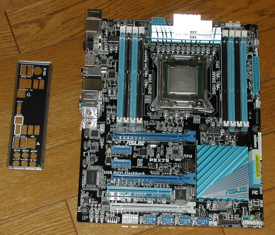 CPU付き　ASUS　P9X79　LGA2011