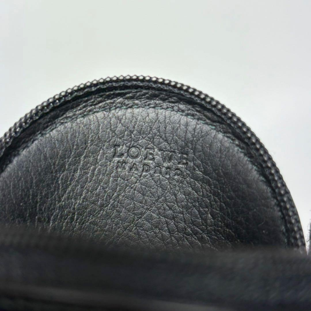 ロエベ　ビスケット　ブラックケース　アナグラム