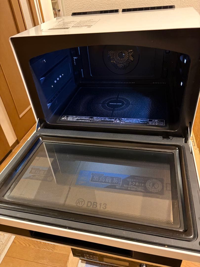 東芝過熱水蒸気石窯オーブンレンジ 　　ER-WD 3000(W) 2021年製