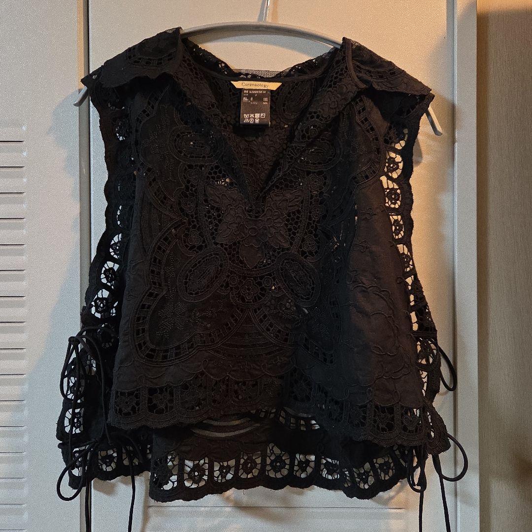 Curensology エンブロイダリーブラウス　BLACK
