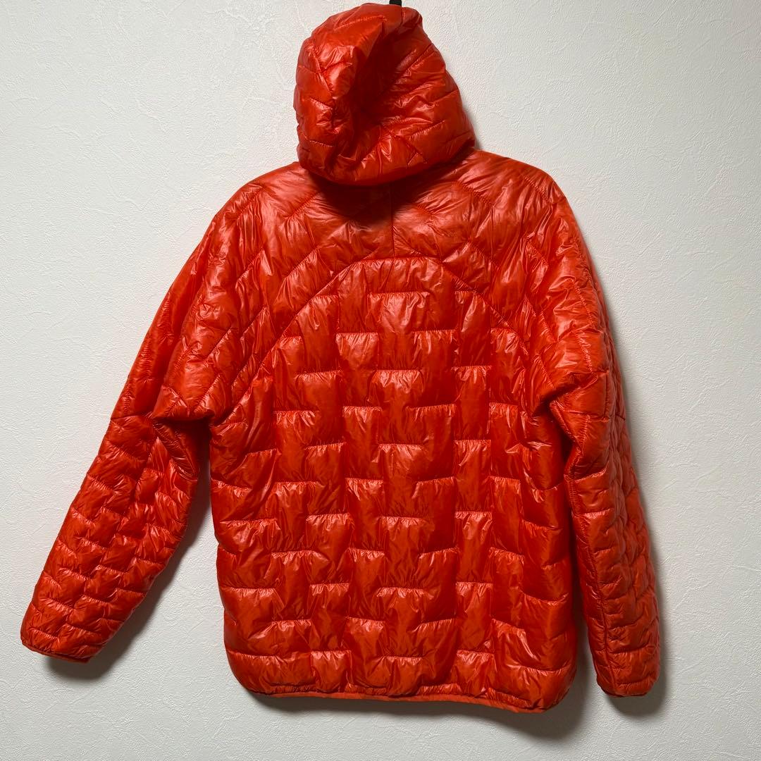 patagonia パタゴニア マイクロパフフーディ 84030 オレンジ