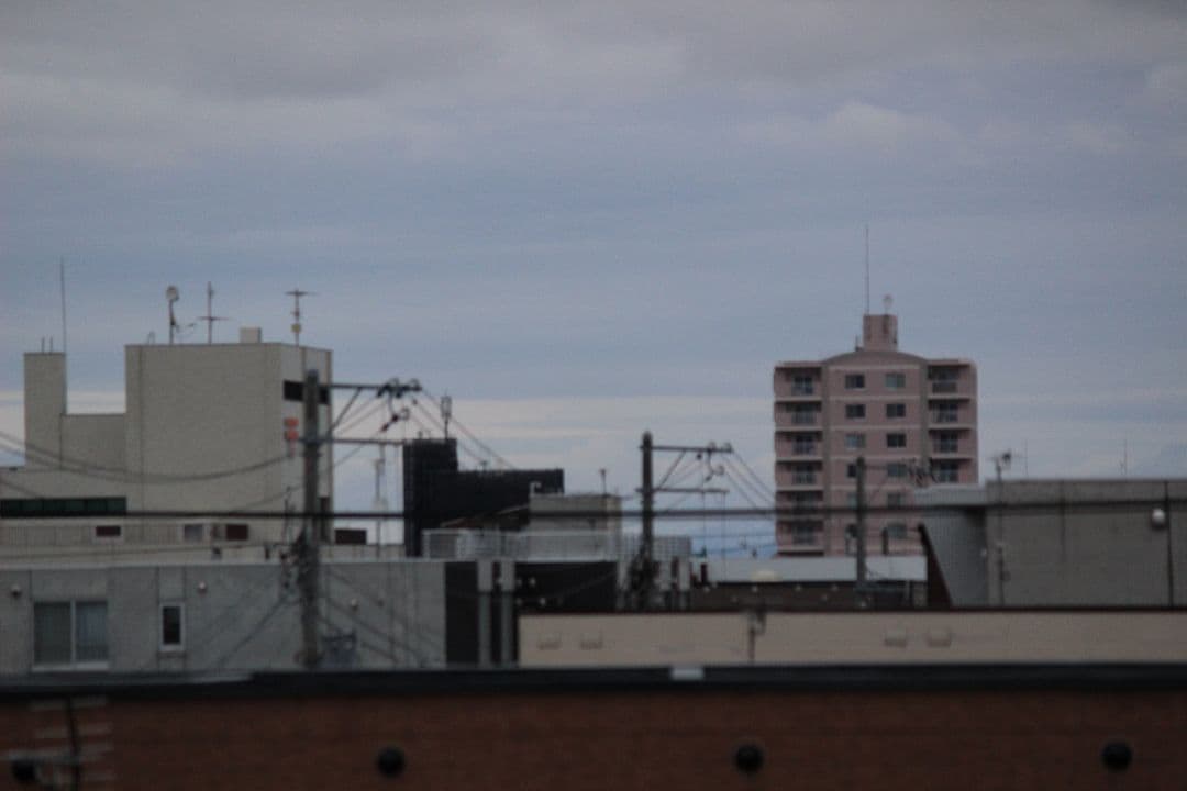 【週末限定お値下げ中！】Canon Kiss X7 デジタル一眼レフカメラ