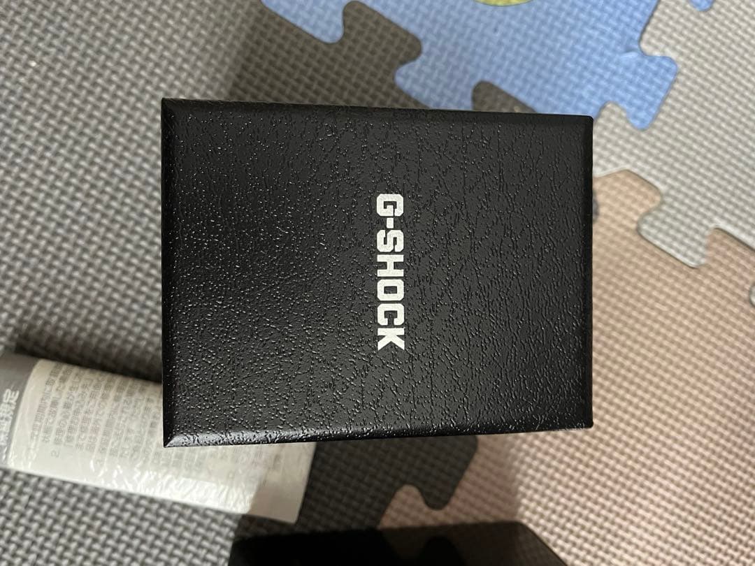 極美品　フィルム付　GMW-B5000GD-9JF ゴールド