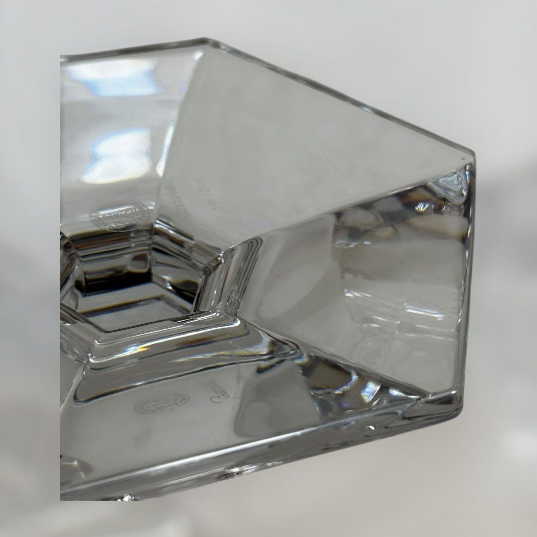 8819.バカラ アルクール フラワーベース 2000個限定