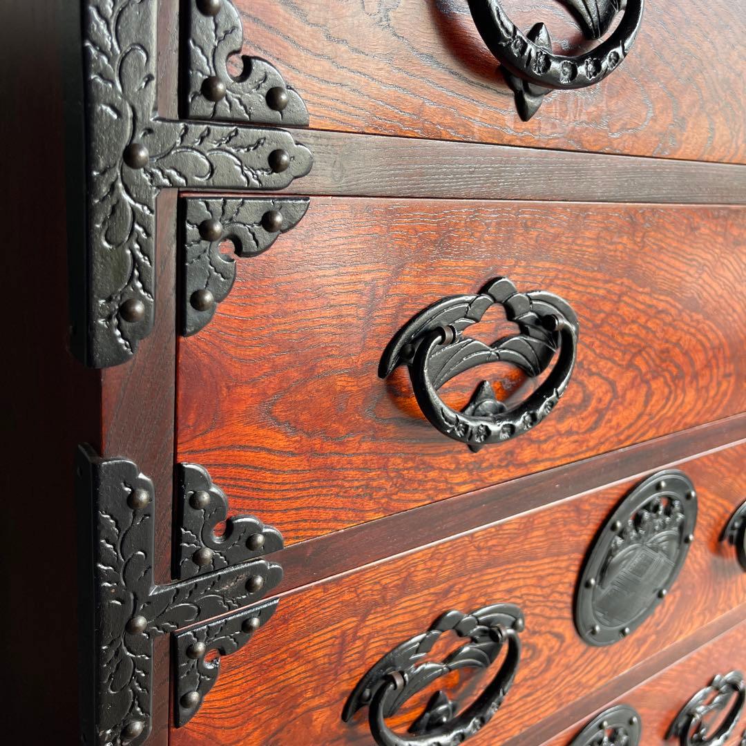 岩屋堂箪笥　桜木作　伝統工芸品 欅材 和家具 民藝 金具 8杯