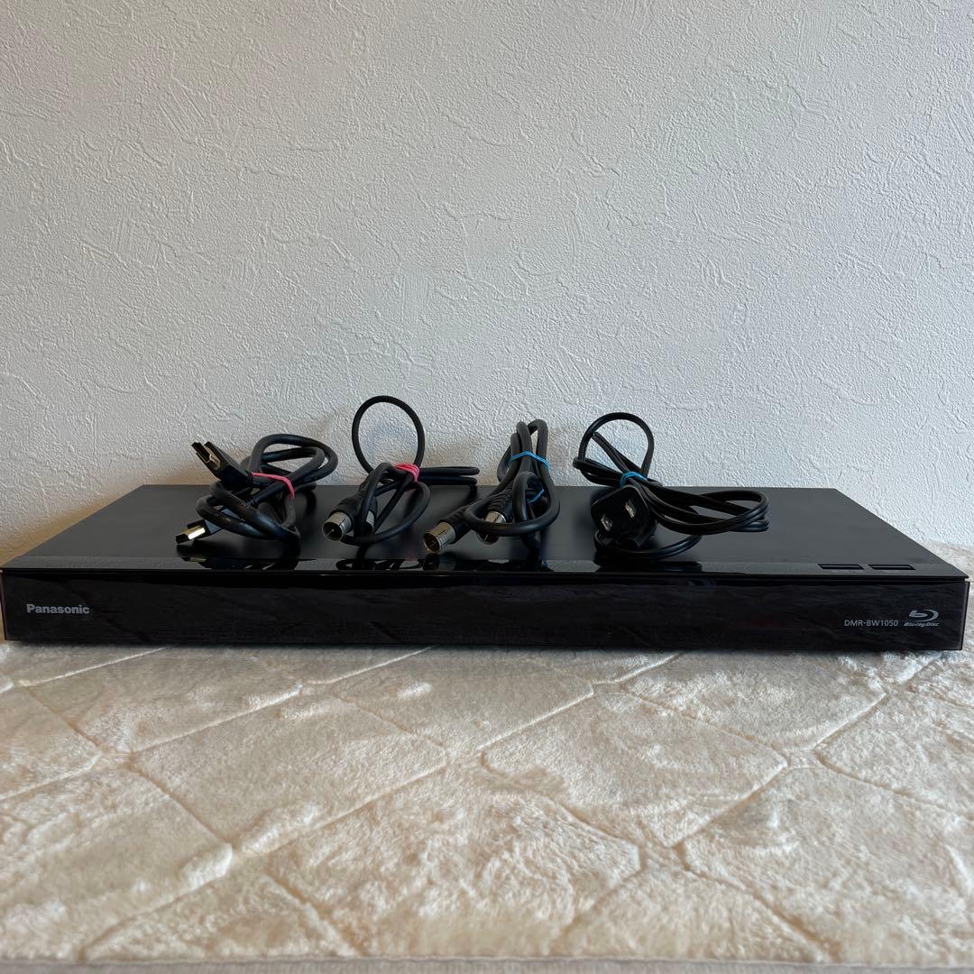 Panasonic Blu-rayレコーダー DMR-BW1050 通電確認済み