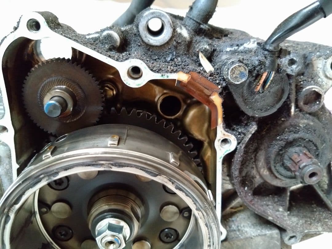 スーパーカブプロ50 純正エンジン本体・2つのセンサーセット