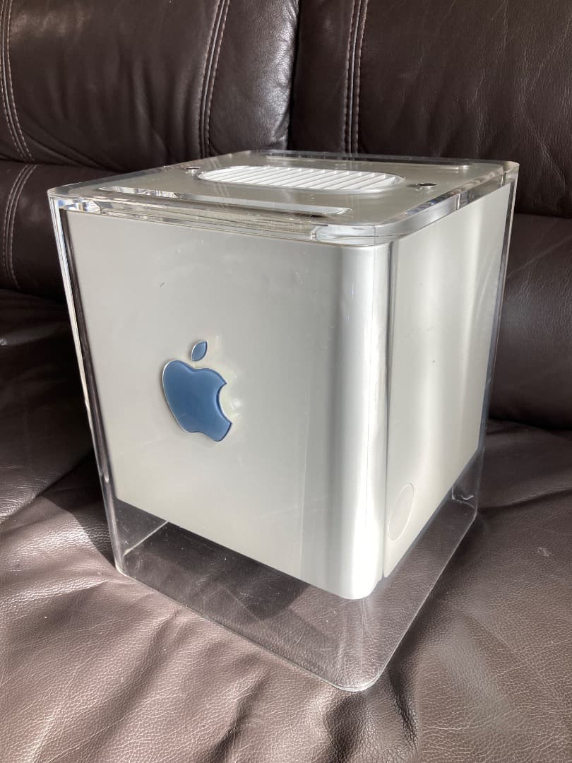 PowerMac G4 Cube 　ハードディスク40GB、メモリー1GB