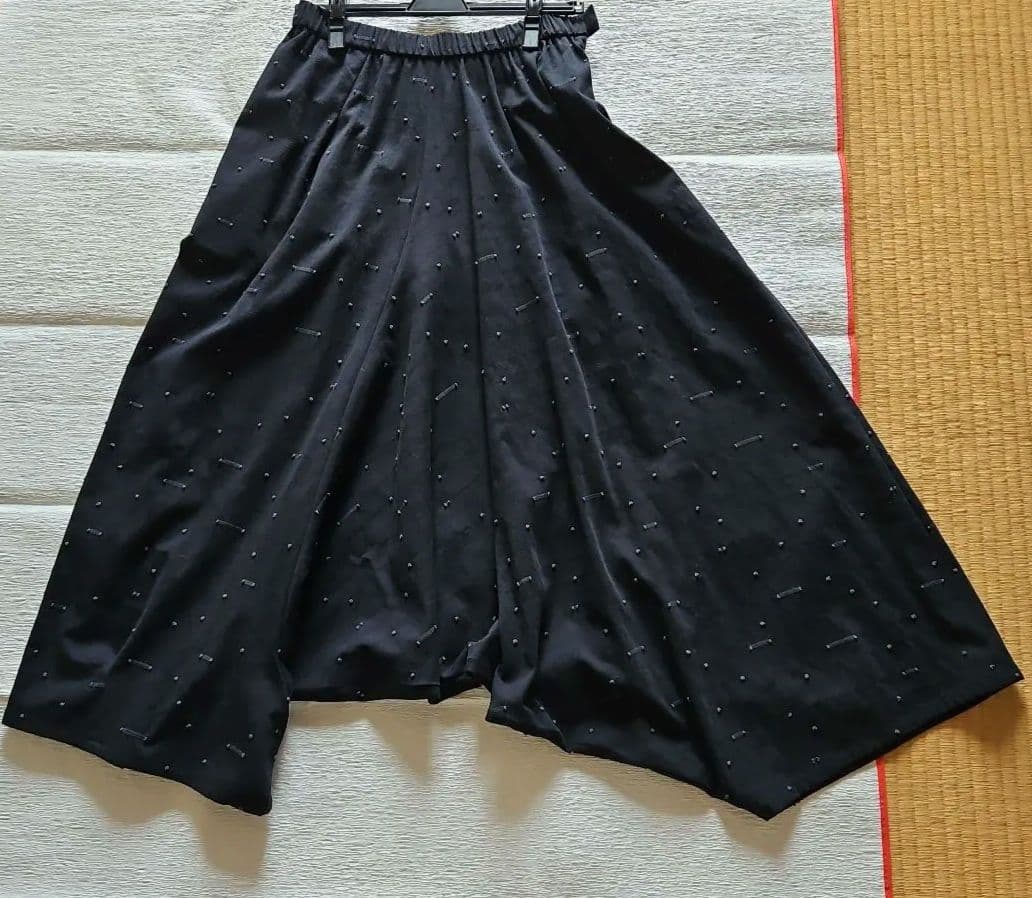 慈雨　変形サルエルパンツ　スカート風