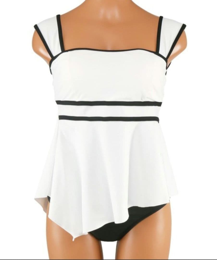 バイカラー　白黒ノンワイヤー　ビキニ　新品未使用タグ付き 11Lサイズ