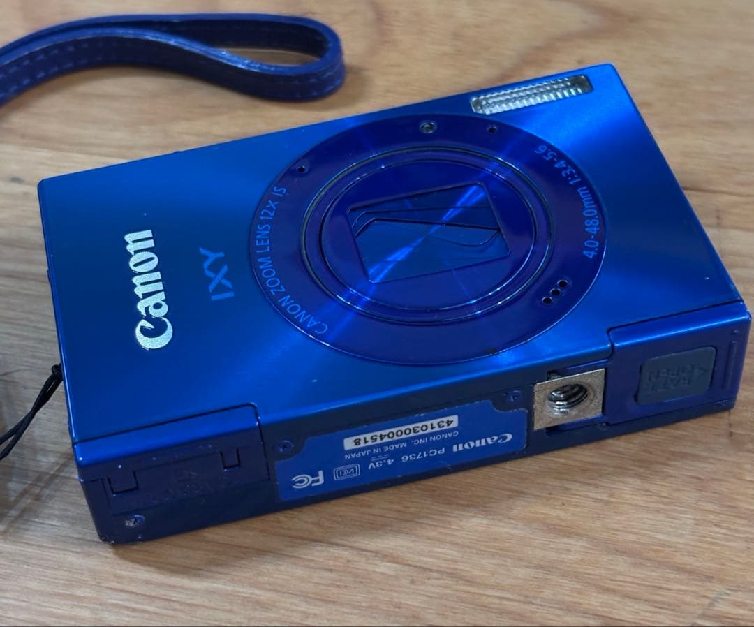 Canon IXY 3 青　コンパクトデジタルカメラ