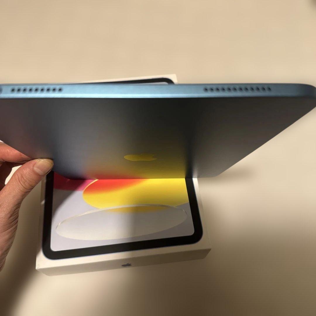 ipad 第11世代　ブルー128GB wifi