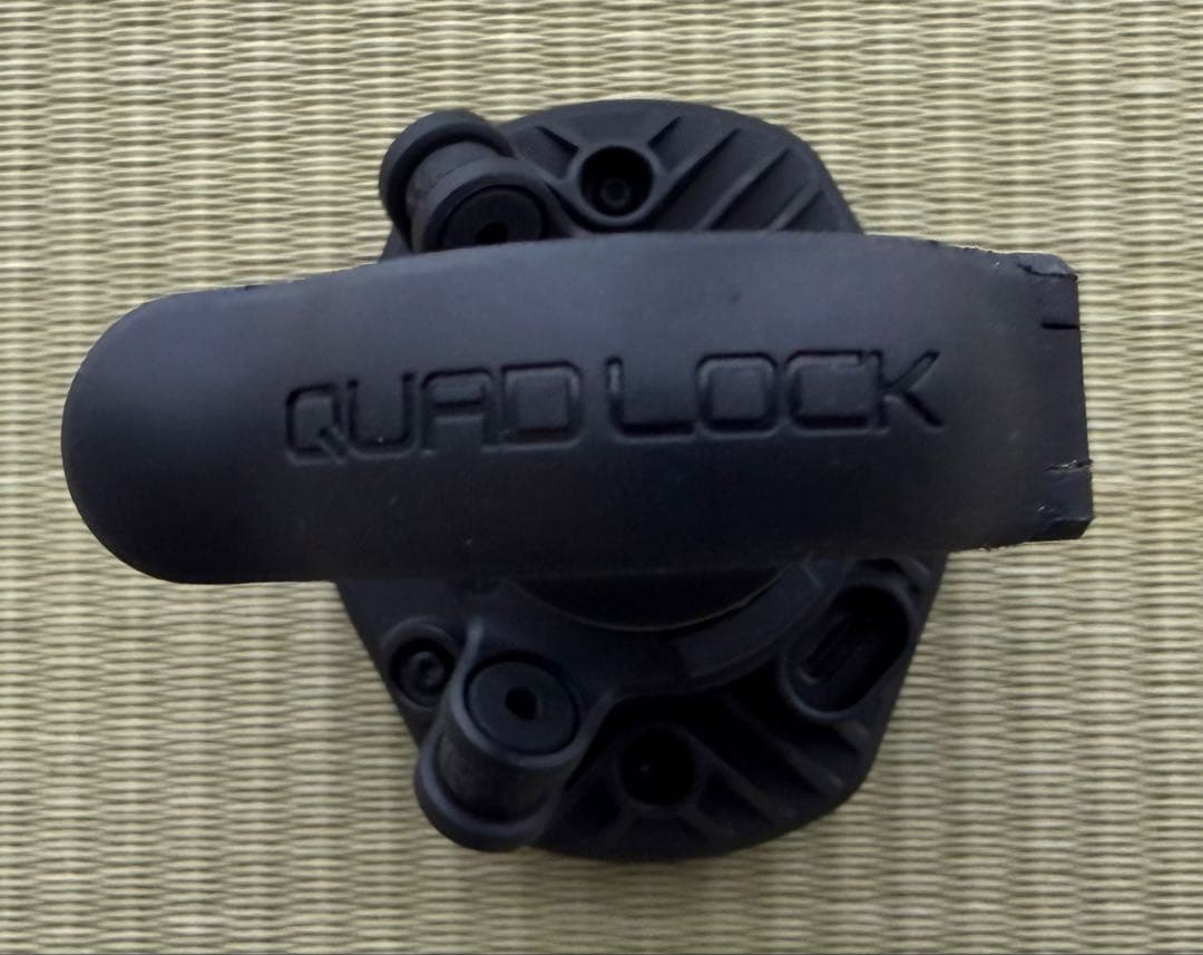 QUAD LOCK 防水ワイヤレスチャージャーセット