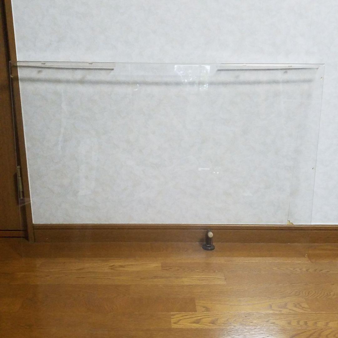 液晶テレビ　保護パネル