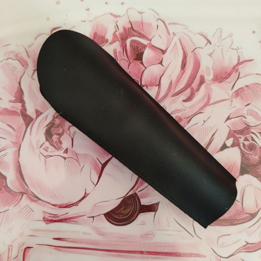 レ　バンソー　ルージュ　ヌワール✫サブリマージュリキッドファンデーションブラシ