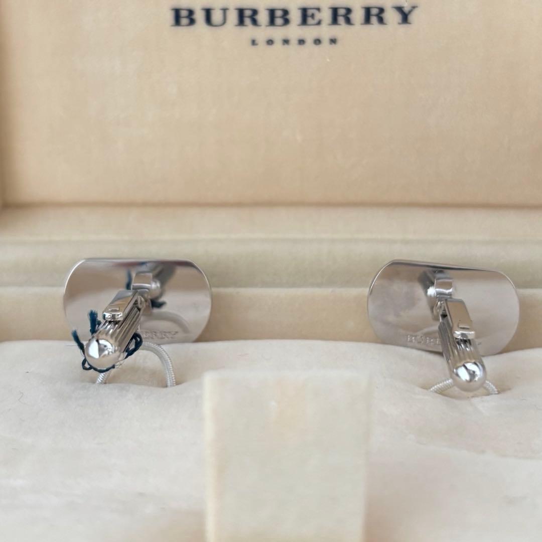 【タグあり✨】バーバリー　セット★カフス　ネクタイピン　箱付！タイピン　シルバー