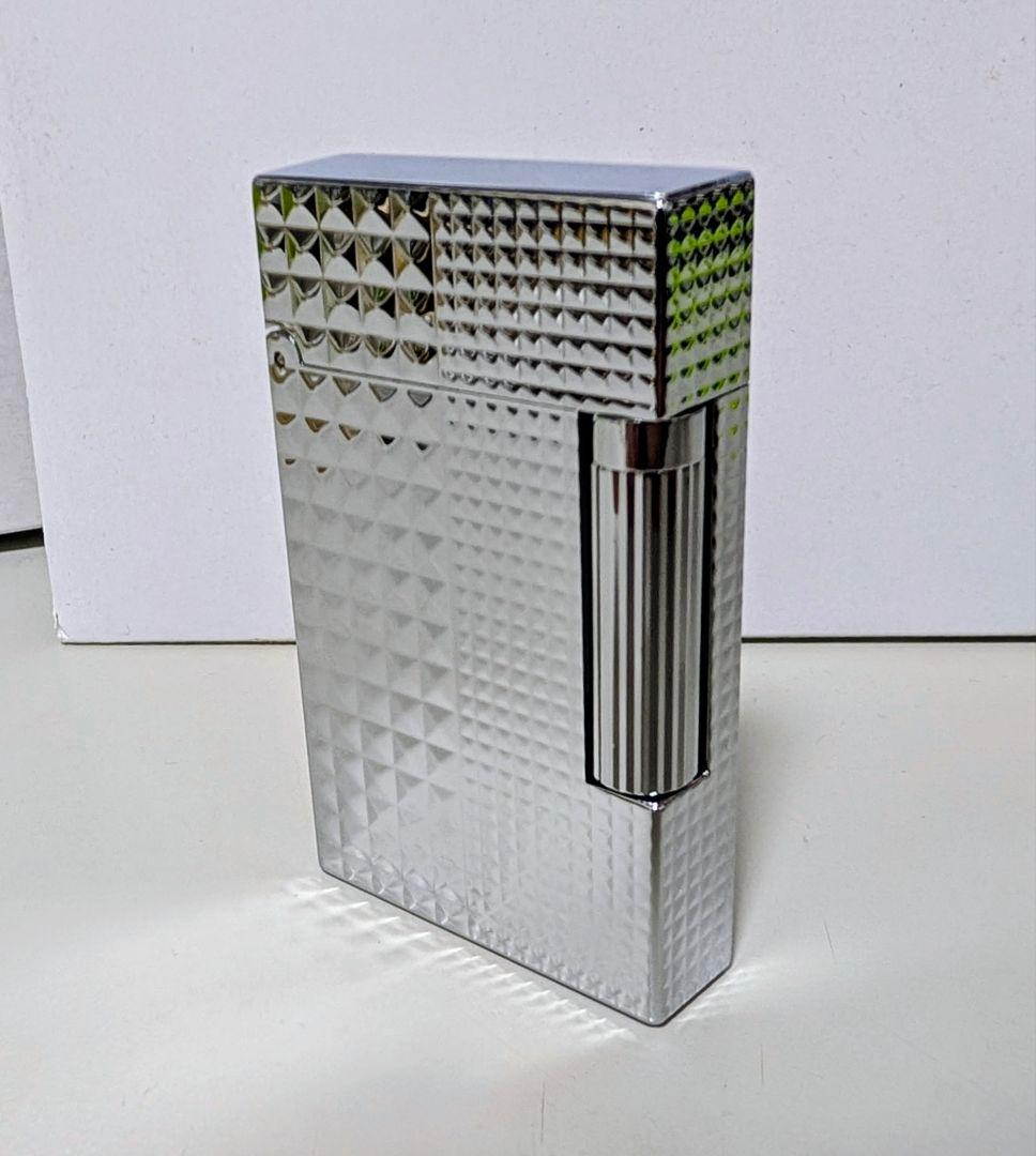 シルバー ダイヤモンドカット パターン ガスライター本体　明朗開閉音