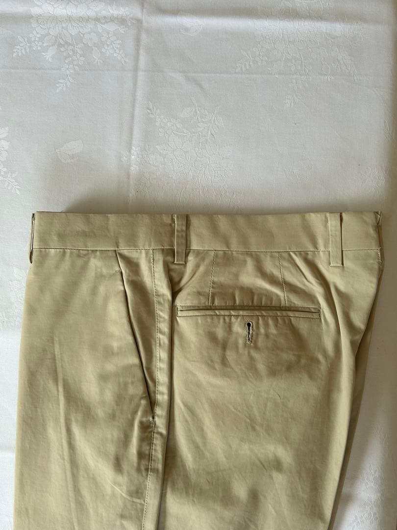 ベージュ シングルブレスト 2ピーススーツ