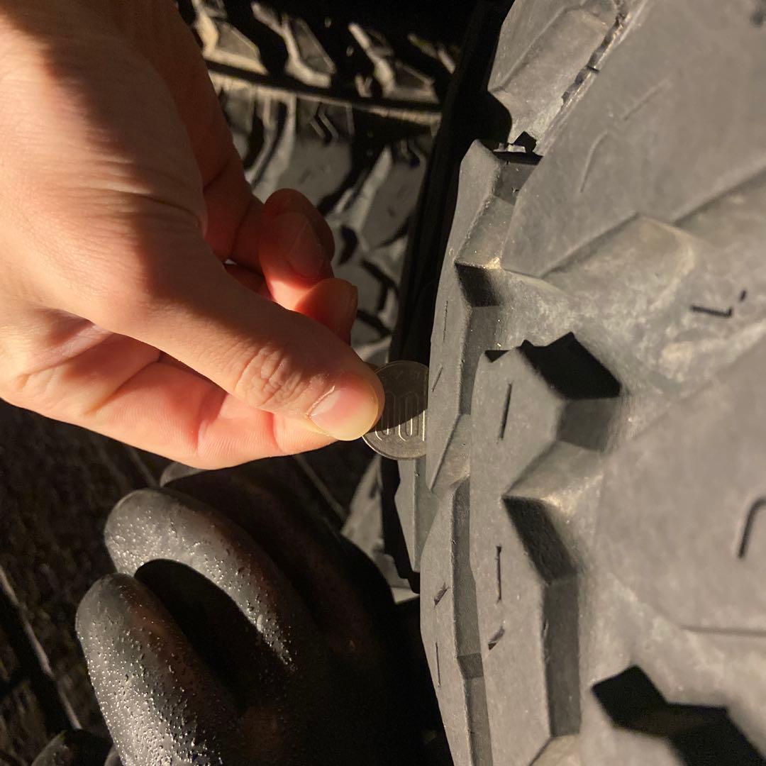 専用出品 ブラV ガンメタ 16インチ 6H 6J