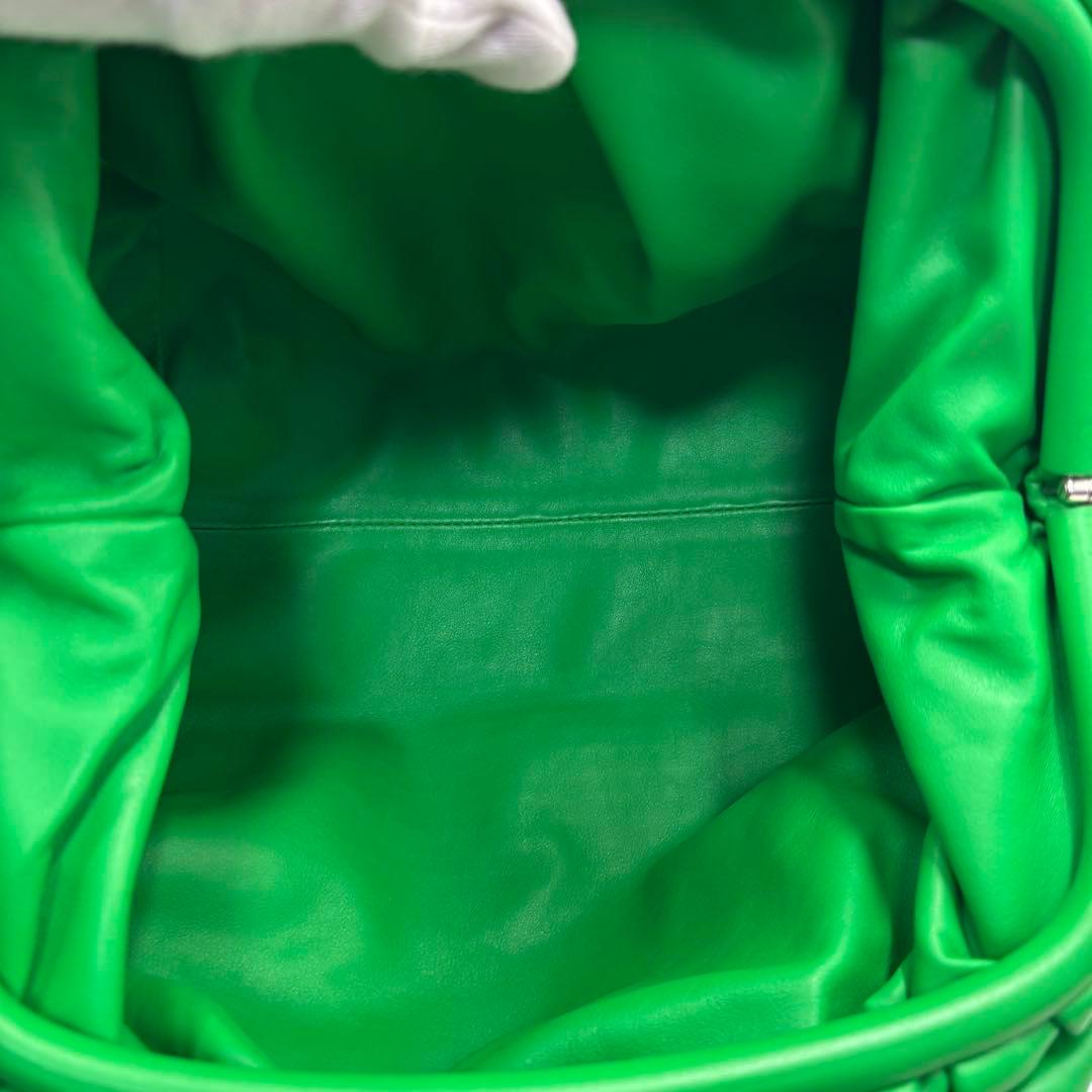 【未使用に近い】 BOTTEGA VENETA THE POUCH ザポーチ