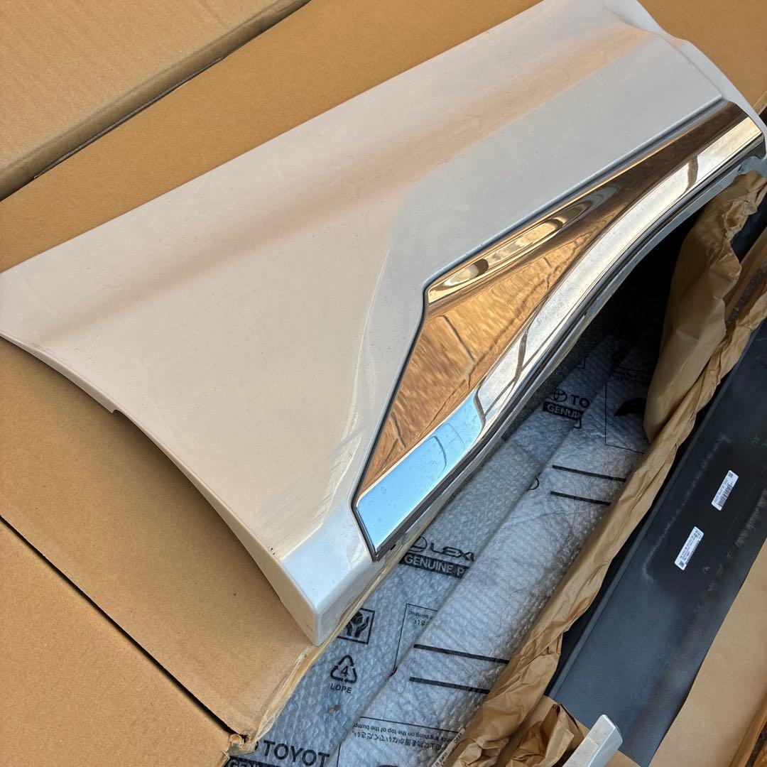 z*z様 ハリアー　80系　純正　モデリスタ　サイドスカート　4本セット　3本新