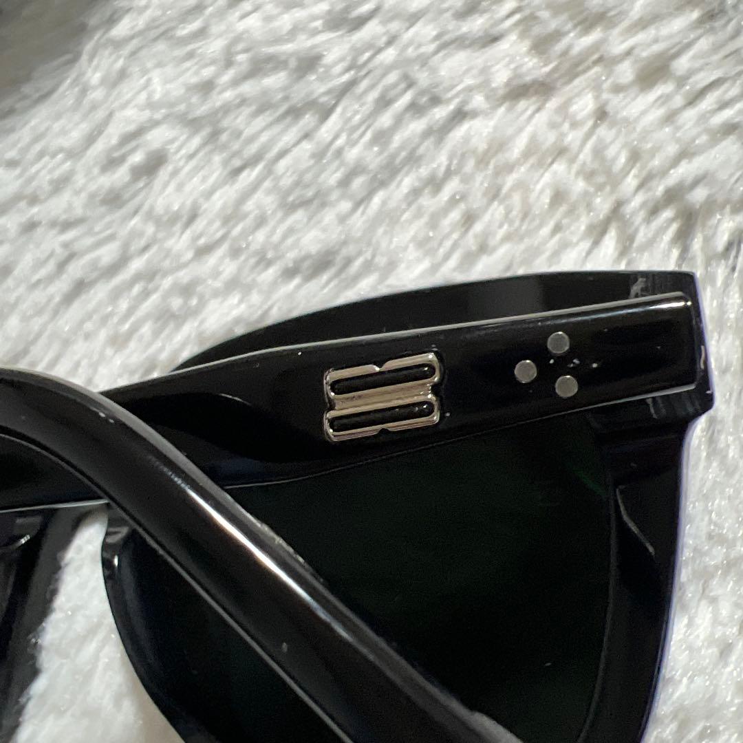 美品GENTLE MONSTER サングラス DEAR-01 ブラック