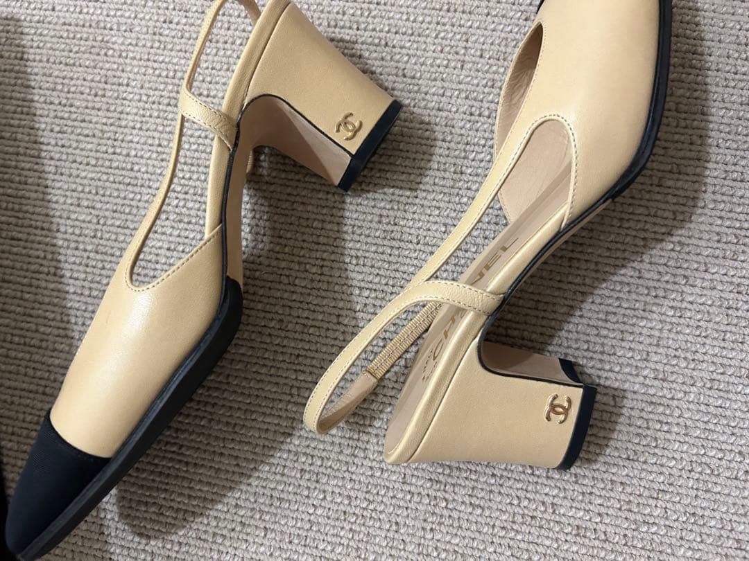 未使用　CHANEL スリングバックサンダル