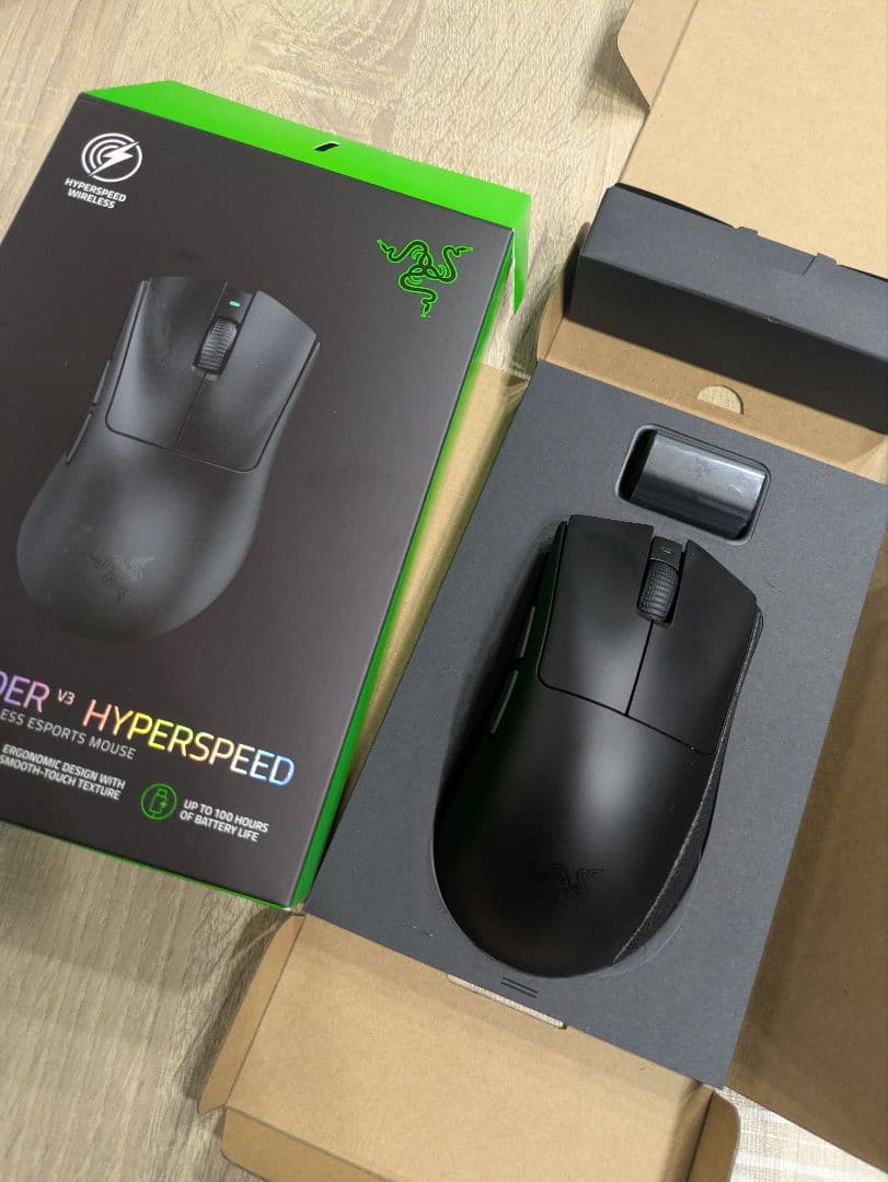 Razer DeathAdder V3 Hyperspeed マウス