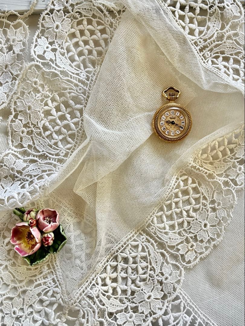 ◆フランスアンティーク｜小さな懐中時計Bミニペンダント金ゴールドネジ巻き白黒