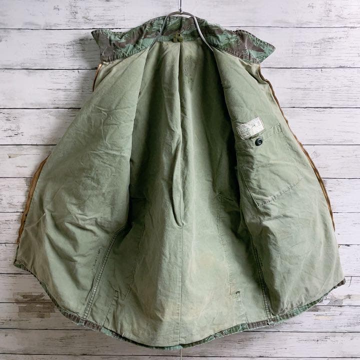 60'sユーロヴィンテージ【フランス製】メタル動物ボタン付ハンティングジャケット