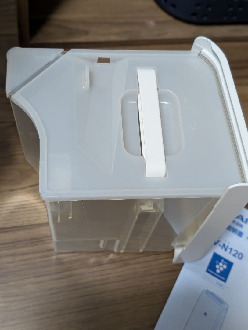 SHARP 除湿器 CV-N120-W 2023年製　説明書付き