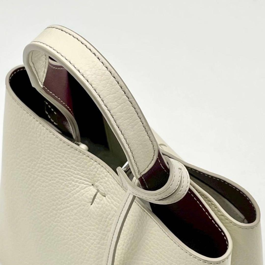 【美品】TOD's トッズTタイムレスマイクロ 2way アイボリー