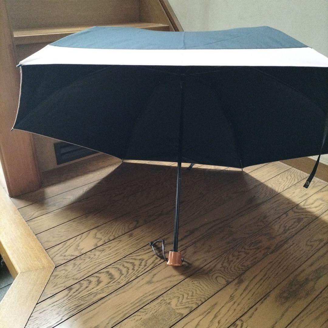 サンバリア100 三段折　完全遮光　黒×ベージュピンク　収納袋つき　男女兼用