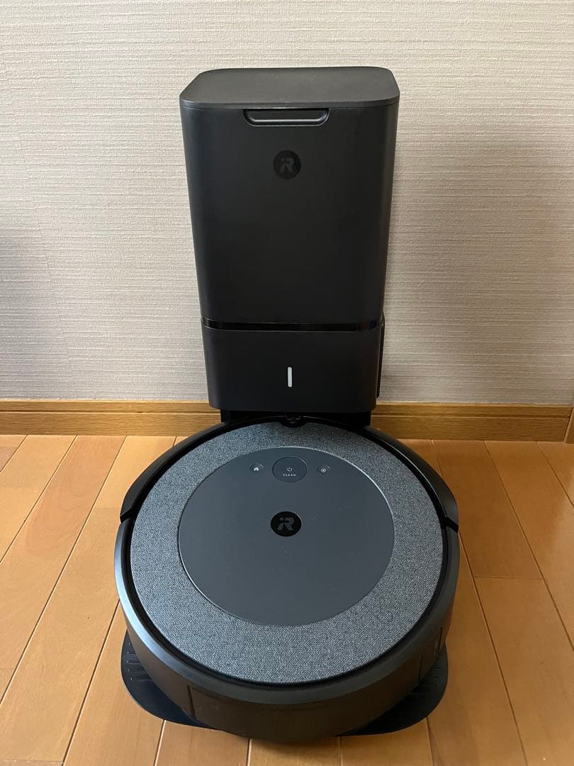 ルンバ i3+ 自動ゴミ収集機能付きロボット掃除機本体