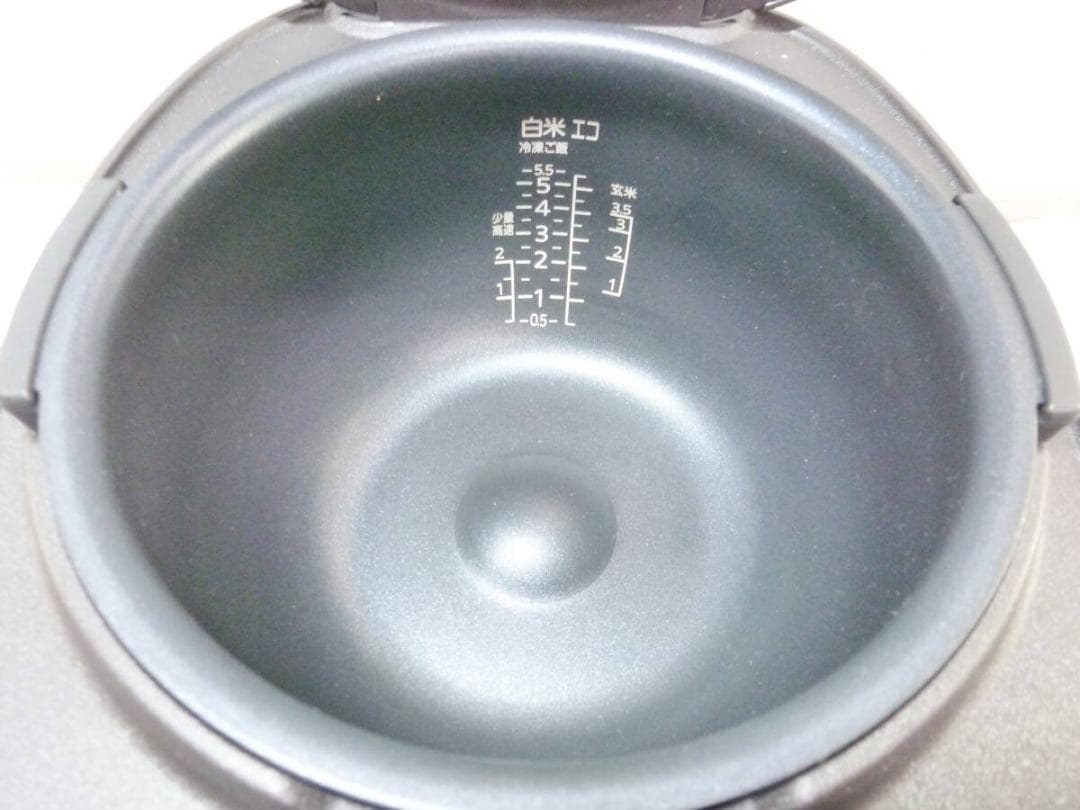 タイガー IHジャー炊飯器 JPW-D100 5.5合炊 パン焼き機能搭載
