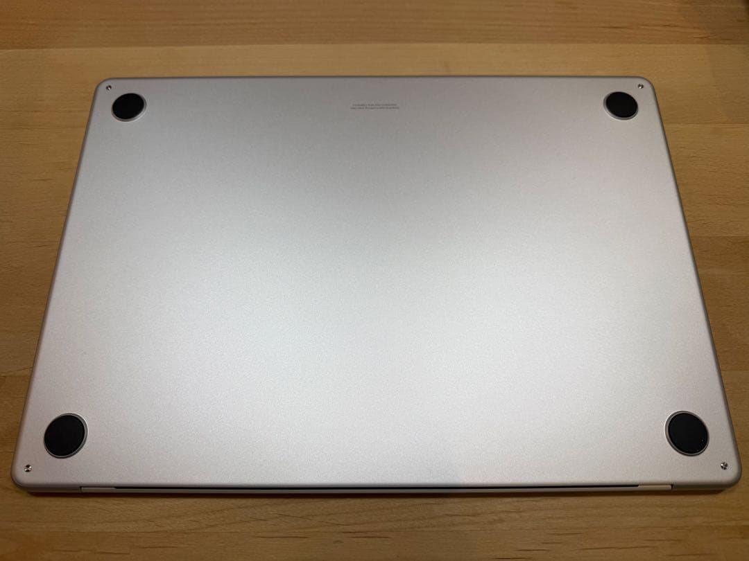 Apple MacBookAir M2 15インチ シルバー 16G/512G