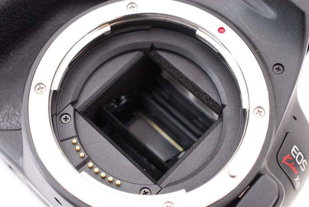 ☆美品☆キャノン☆canon kiss x10☆標準＆望遠ダブルレンズセット