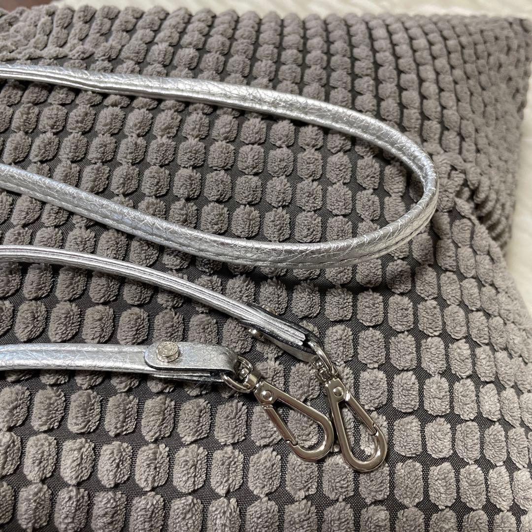 ジャンニキアリーニ　ショルダーバッグ　アリファ　Mサイズ　シルバー