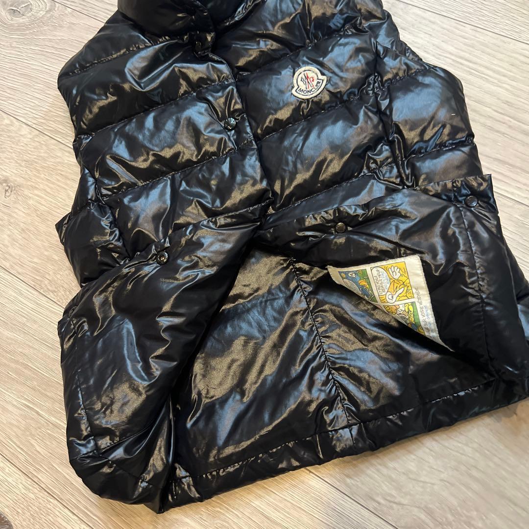 超美品！モンクレール GUI ダウンベスト ブラック スナップボタン ウィメンズ