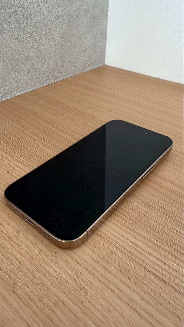 【即日発送】 美品 iPhone14 pro ゴールド