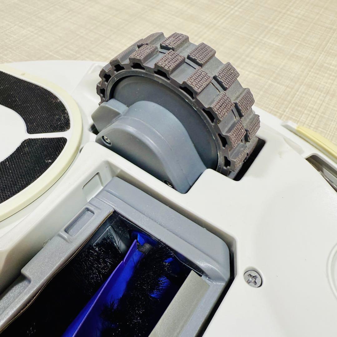 Narwal Freoロボット掃除機 本体 + ステーション